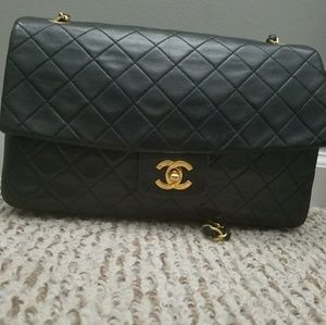 Authentic Chanel Medium Large Single Flap w/wallet
